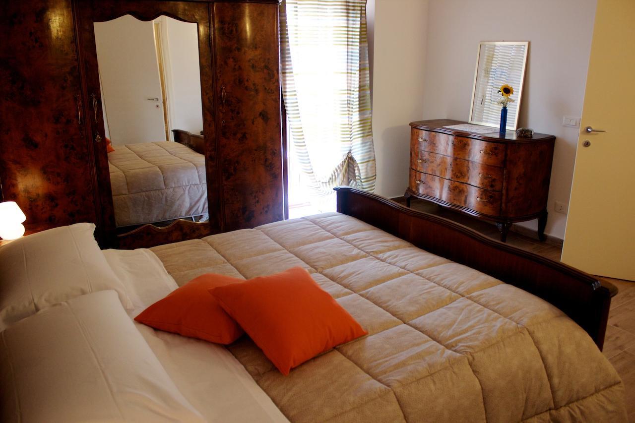 Paneolio B&B Poggio Picenze Екстер'єр фото